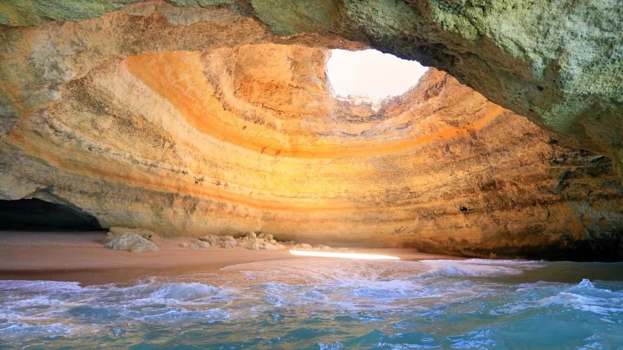Algar de Benagil